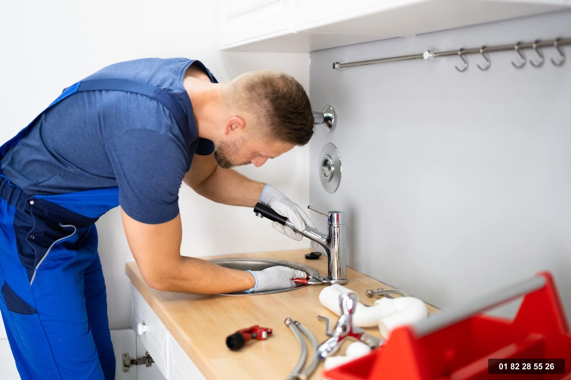 Plombier professionnel intervenant à Les-Clayes-sous-Bois